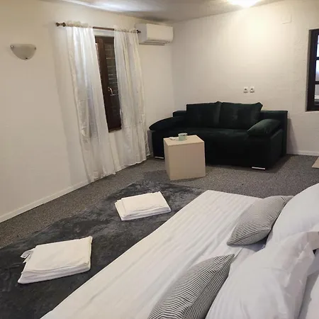 別荘 Kuca Za Odmor Adriatica