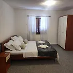 Kuca Za Odmor Adriatica Antovo
