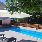 Holiday home Kuca Za Odmor Adriatica *