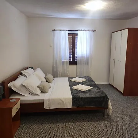 Kuca Za Odmor Adriatica Antovo