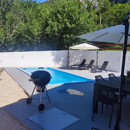 Tatil Evi Kuca Za Odmor Adriatica Antovo