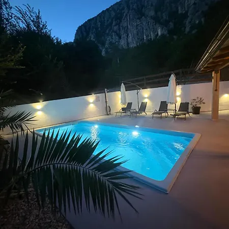 Kuca Za Odmor Adriatica Tatil Evi *